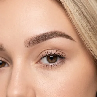 Microblading vs powder brows : quelle technique choisir en 2026 ?